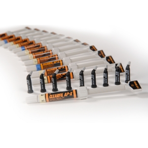 Kuraray - Clearfil AP-X: Syringe - B2 Kuraray - Clearfil AP-X: Syringe - B2
